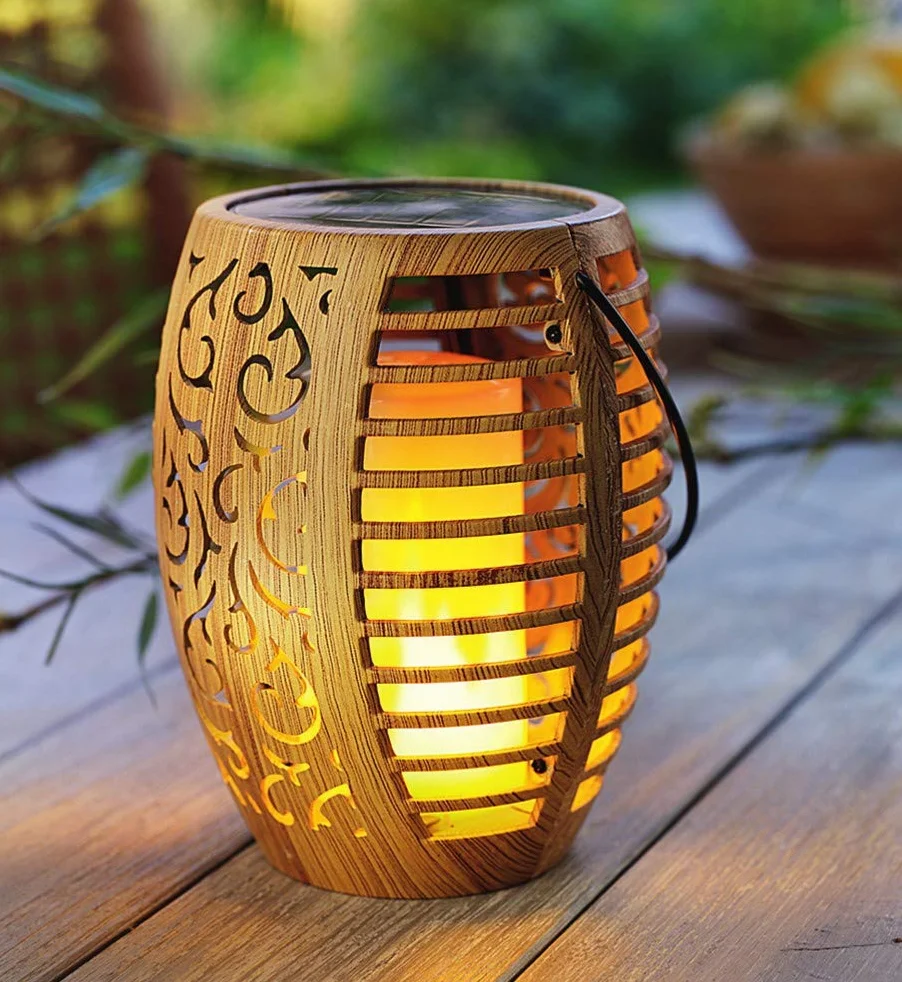 SOLAR-GARTENSTECKER FLAME, 2ER-SET BAMBUS-OPTIK XXL, 3 IN 1 FUNKTION: GARTENFACKEL, HÄNGELEUCHTE, TISCHLEUCHTE MIT LED FLAMMEN-EFFEKTBELEUCHTUNG
