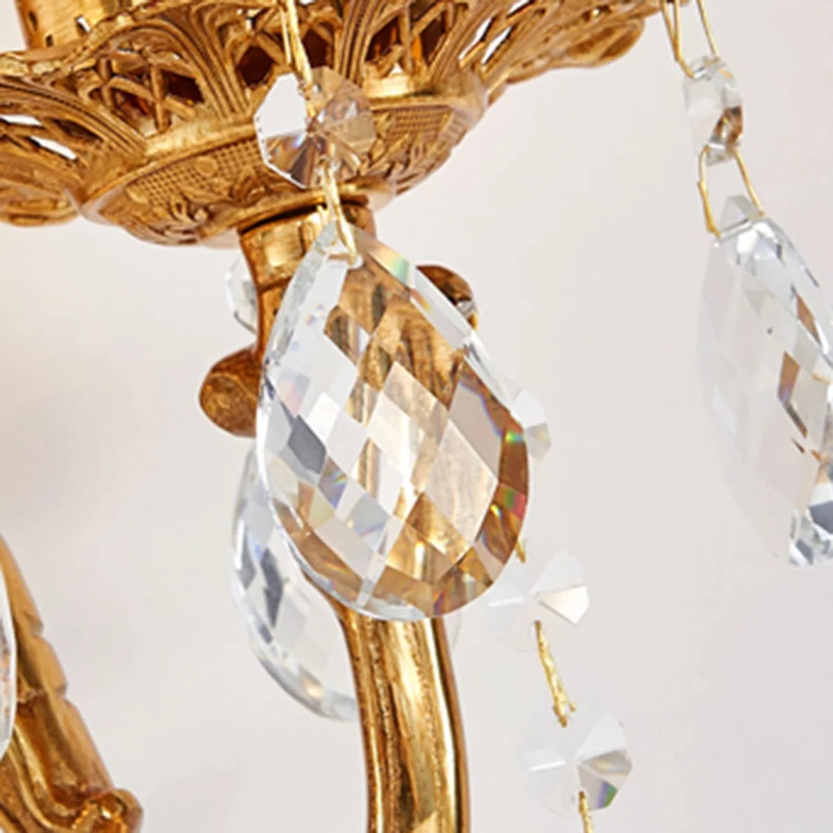 Wandleuchte TV-Wandlampe im Luxus-Wohnzimmer, Nachttischlampe im Treppenschlafzimmer der Villa, Wandlampe aus Kupferkristall Wandlampen