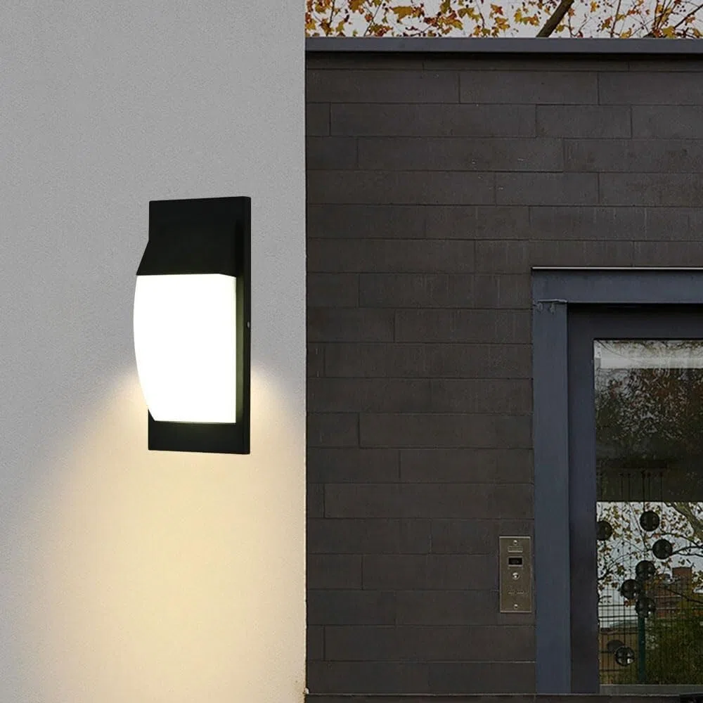 Moderne und minimalistische Wandleuchte for den Außenbereich, Aluminiumgehäuse, Wandleuchten mit PC-Schirm, Wandlampe for Veranda, Deck, Zaun, Terrasse, Garten(2 Pack)